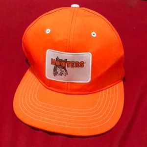 Hooters patch snap back